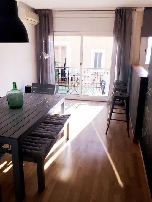 Moderno Apartamento En El Centro Vilanova i la Geltrú Esterno foto